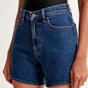 Abercrombie and Fitch high rise dad shorts
